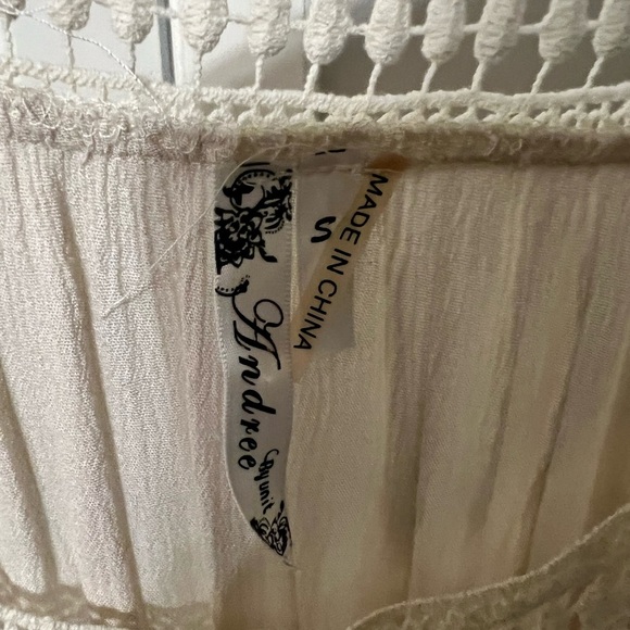 Andree By Unit Blouse in size small - Picture 3 of 4